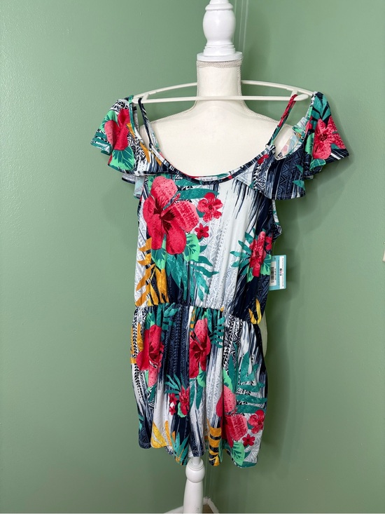 whibe birch Pants - Floral Off-Shoulder Romper in Multi